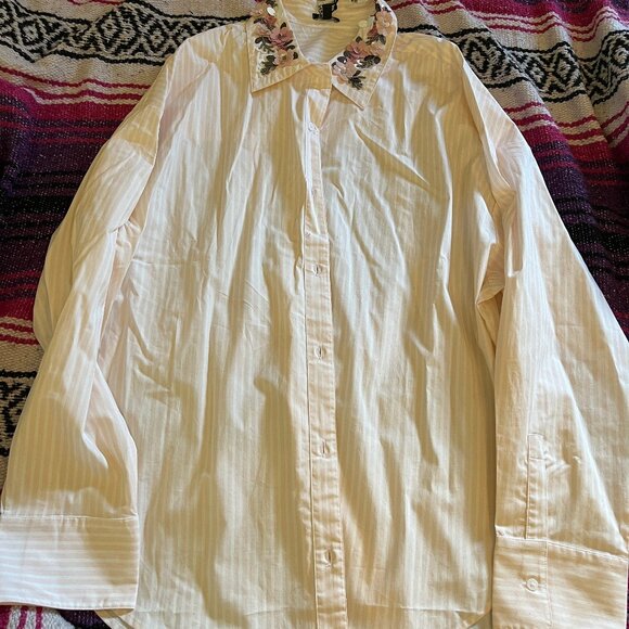 Express Striped Embellished Collar Boyfriend Portofino Shirt - Picture 2 of 6